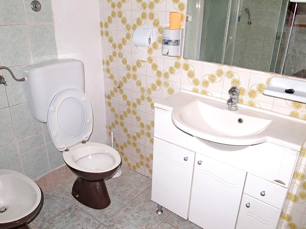 Apartmani Delfin เกรบัชติซา ภายนอก รูปภาพ